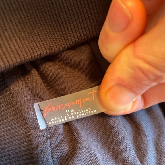 Foundation Jacket new - Picture 7 of 16